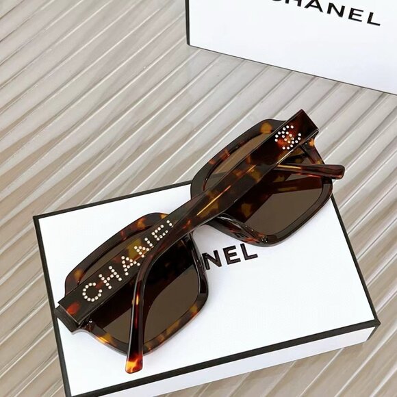 Chanel Eyeglasses - Picture 2 of 5